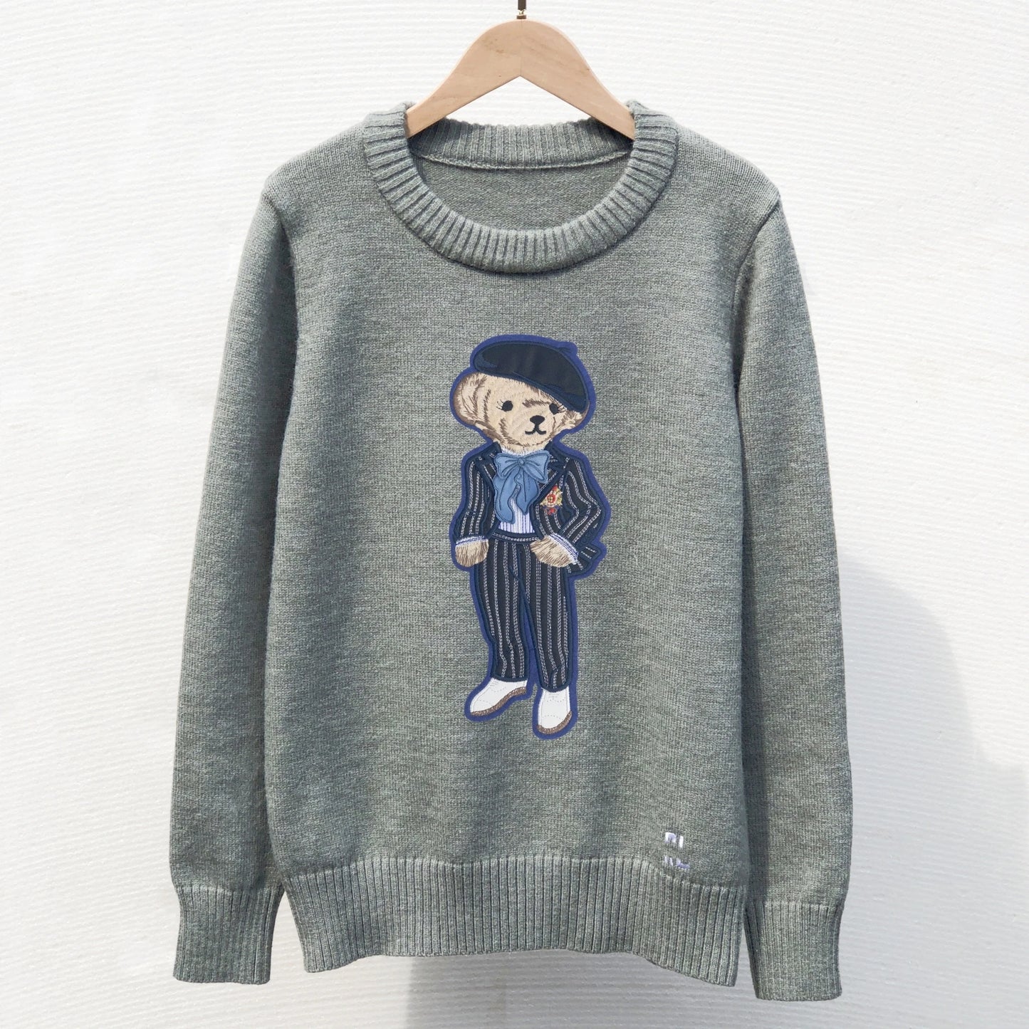 Knitted pullover sweater design for women! Casual outdoor blouse