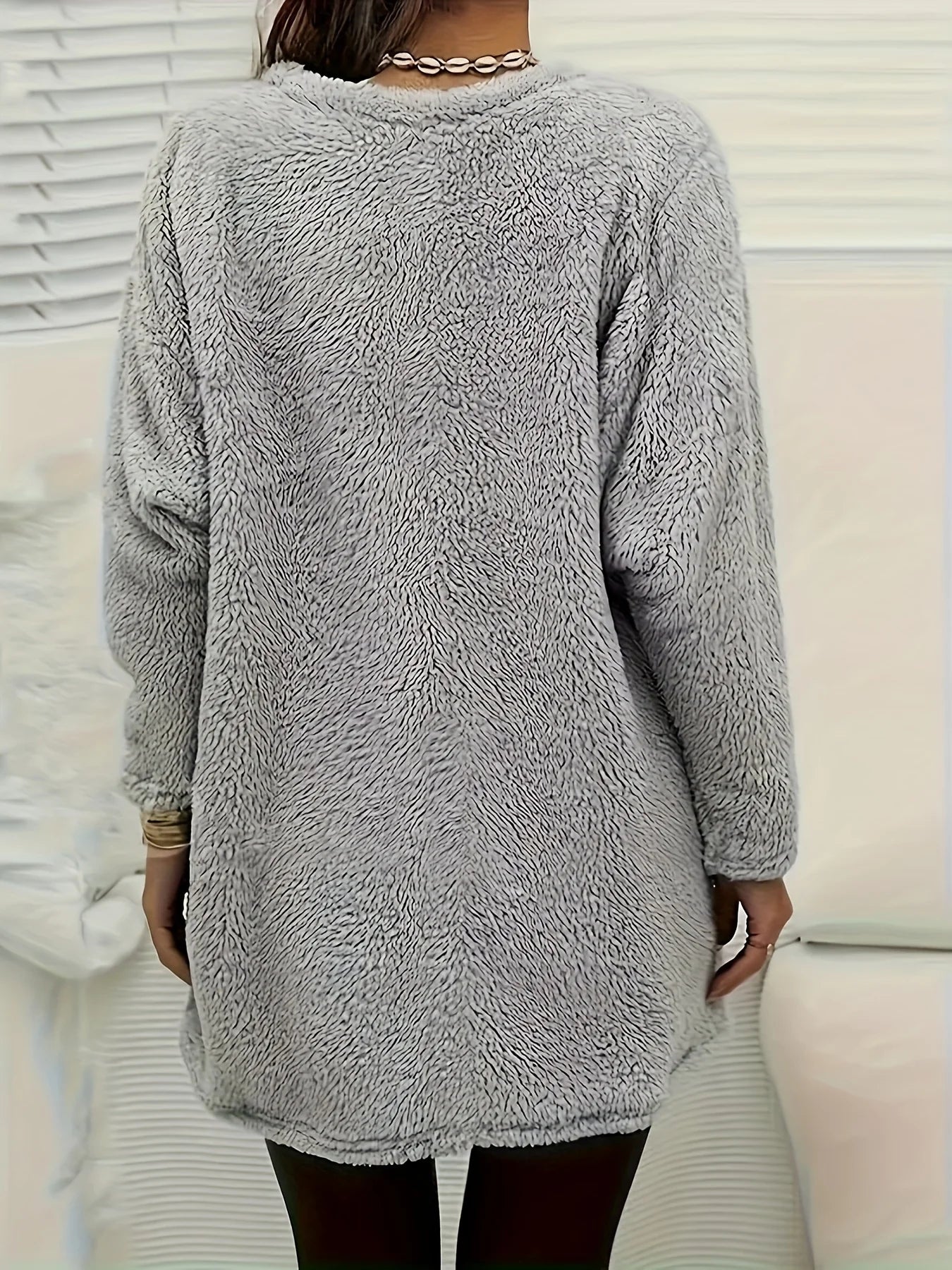 Long winter blouse, with beautiful and elegant print