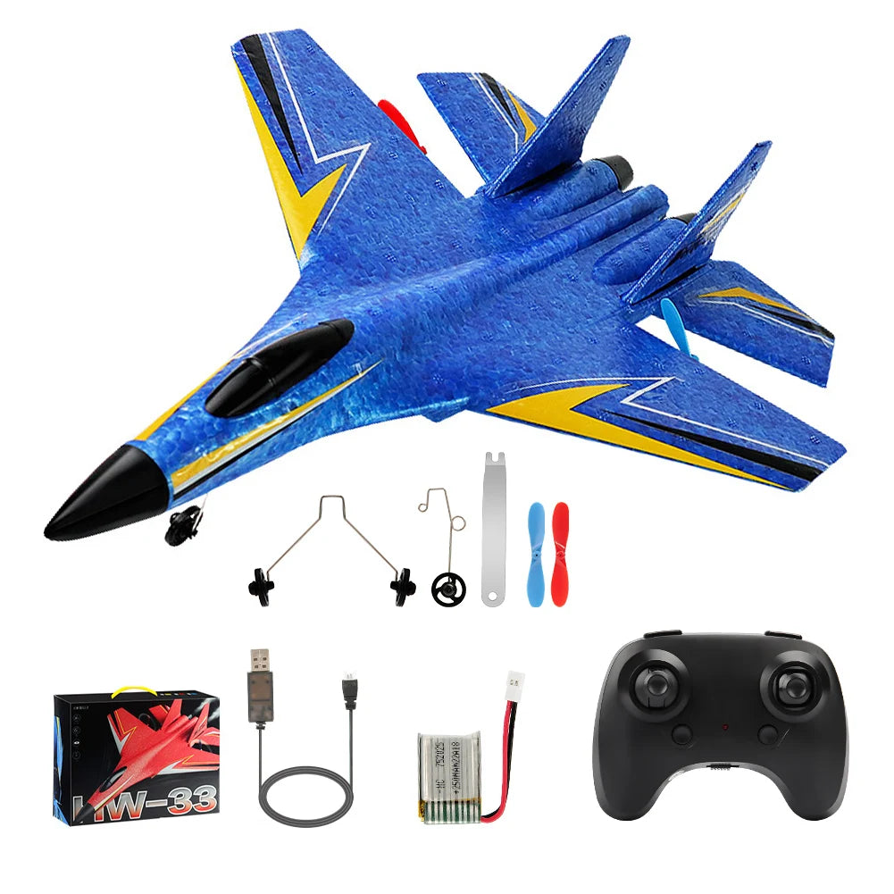 Airplane equipped with a remote control device
