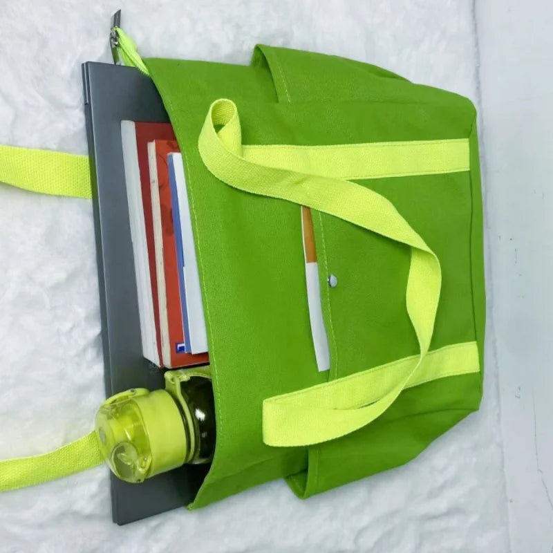 One shoulder canvas handbag