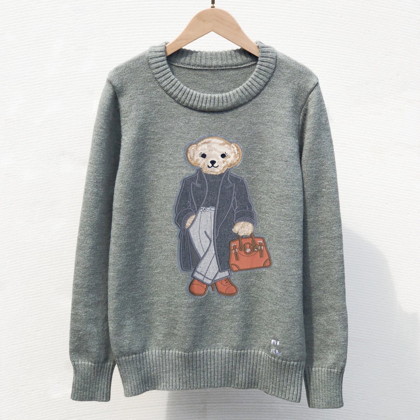 Knitted pullover sweater design for women! Casual outdoor blouse