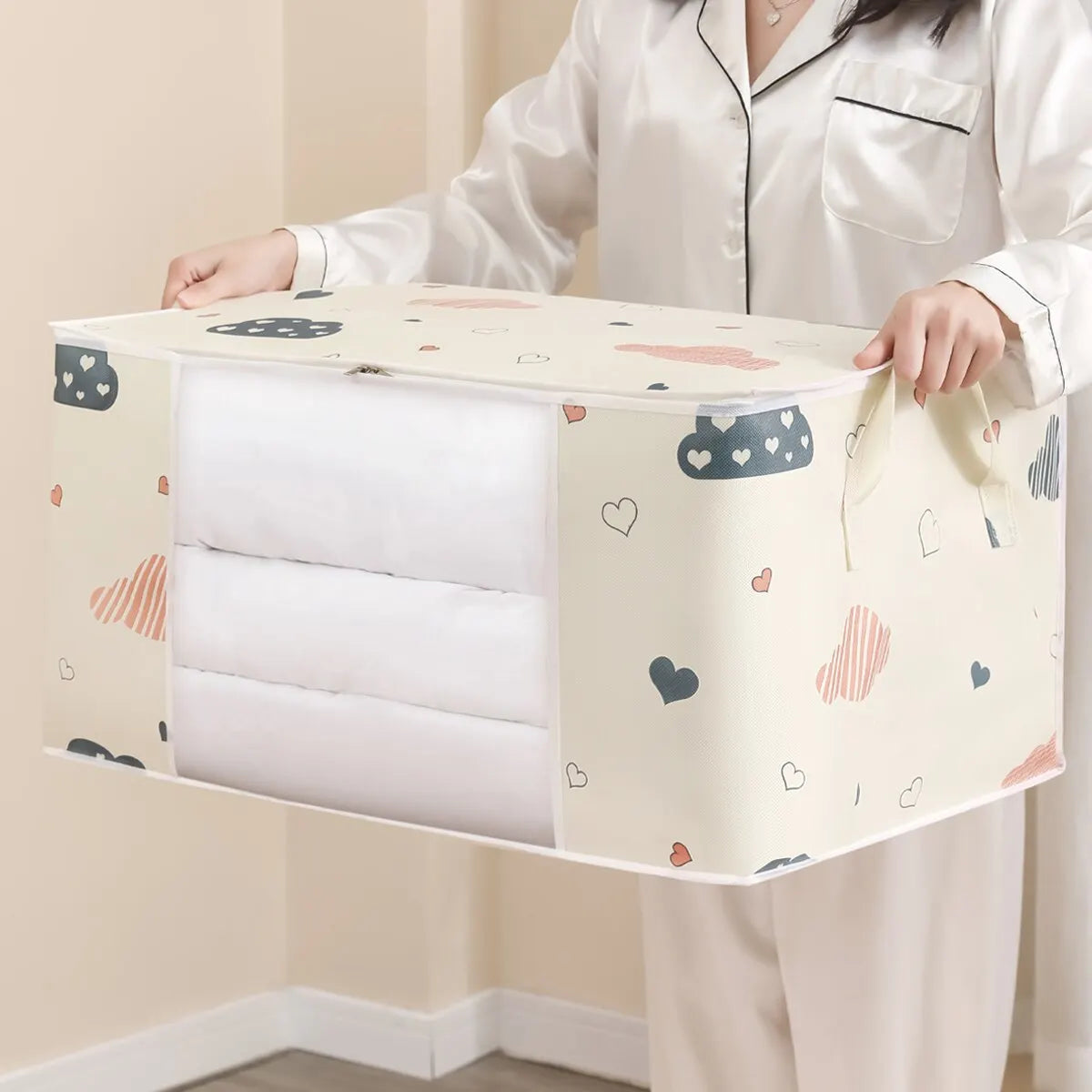 Large bag for organizing clothes