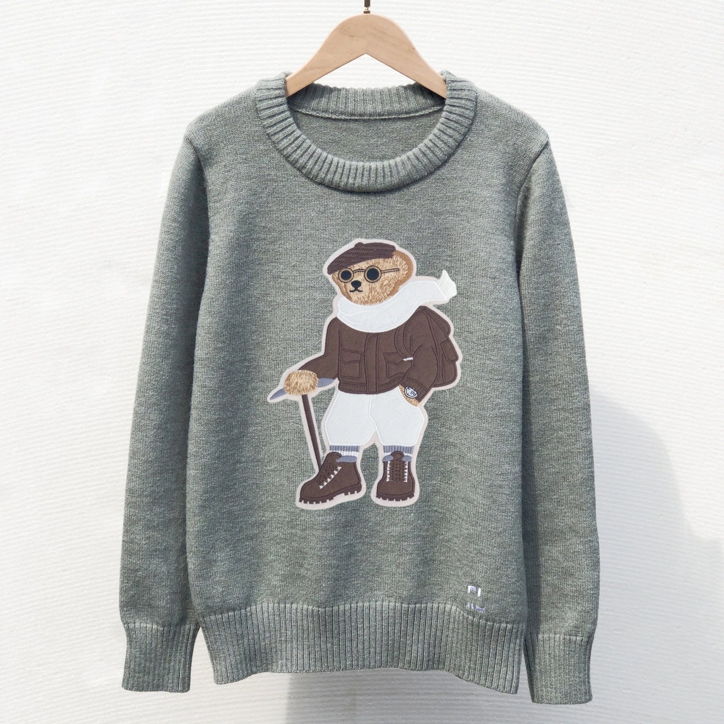 Knitted pullover sweater design for women! Casual outdoor blouse