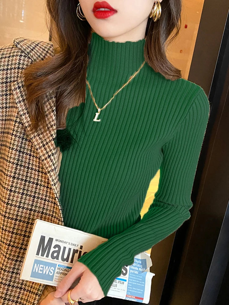 Women's basic elegant solid knit sweater with round neck and long sleeves