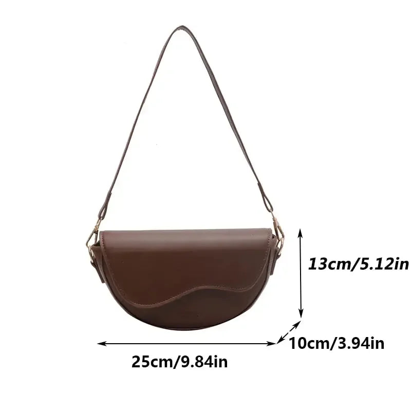My little fashion bag under the armpit