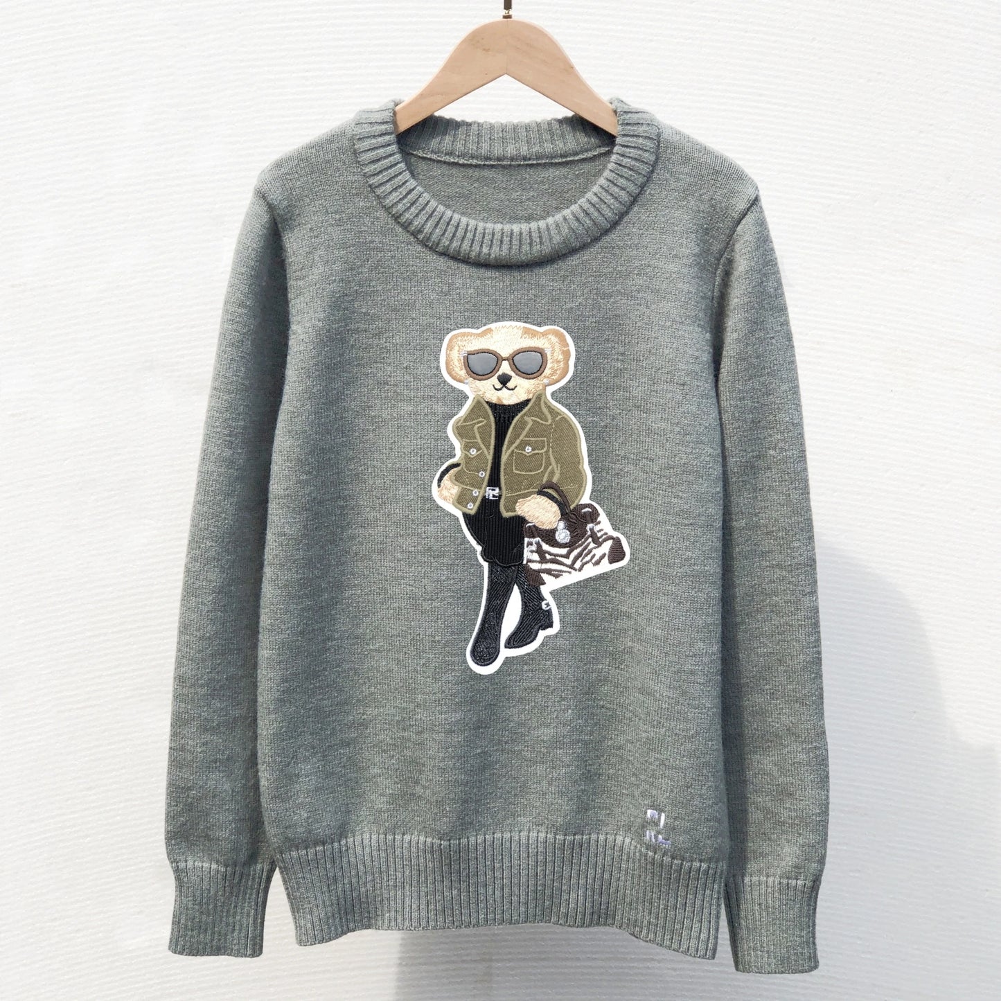 Knitted pullover sweater design for women! Casual outdoor blouse
